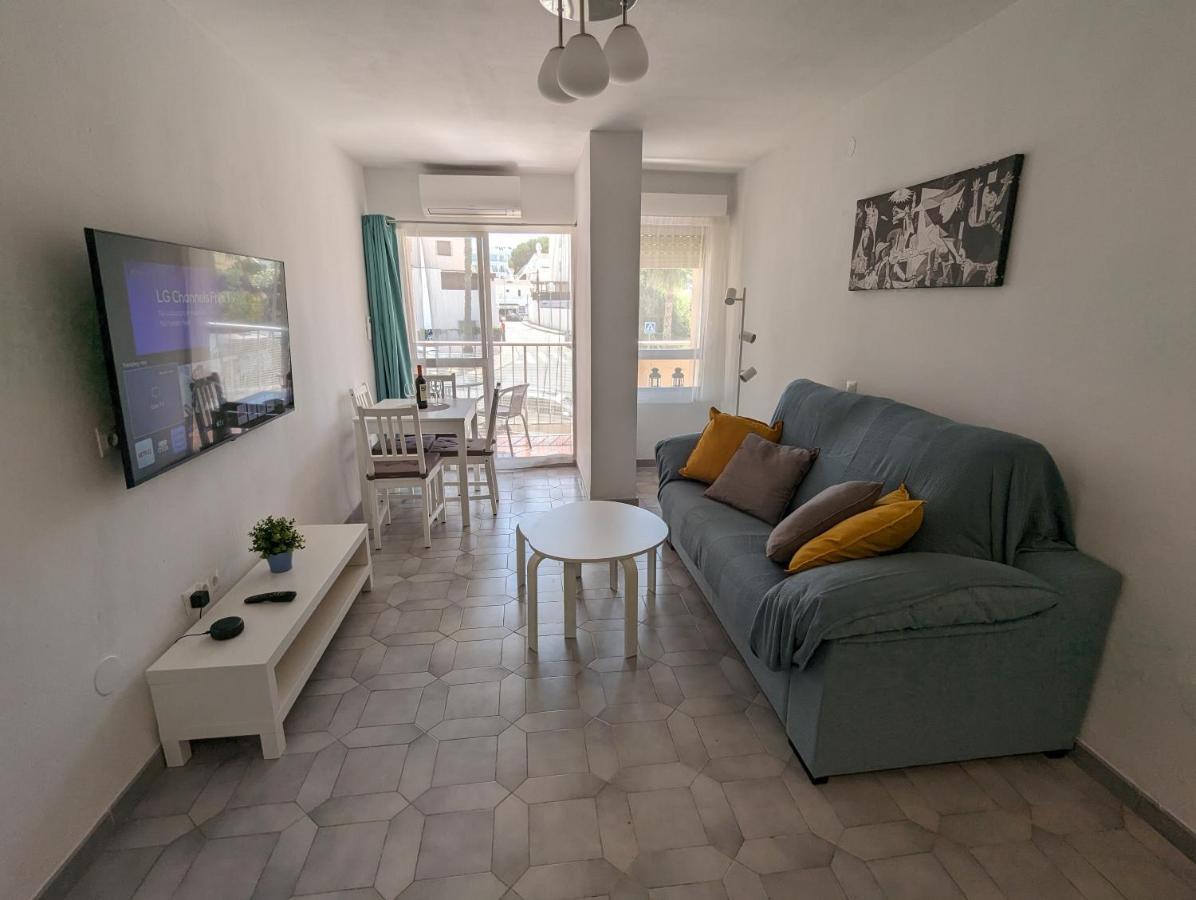 Apartamento Entero, Enormes Piscinas, Terraza Y Playa Benalmádena Extérieur photo