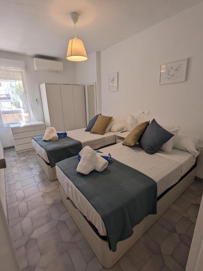 Apartamento Entero, Enormes Piscinas, Terraza Y Playa Benalmádena Extérieur photo
